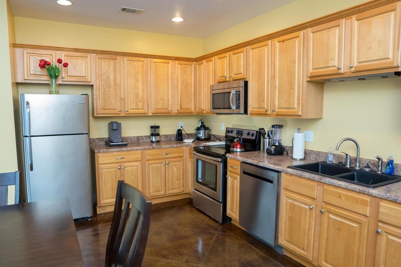Serene 3Br Apartment 4Tvs Free Wi-Fi & Parking -E- Moss Point Exterior foto