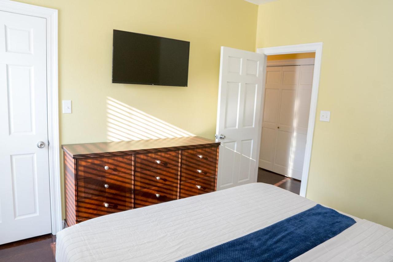 Serene 3Br Apartment 4Tvs Free Wi-Fi & Parking -E- Moss Point Exterior foto