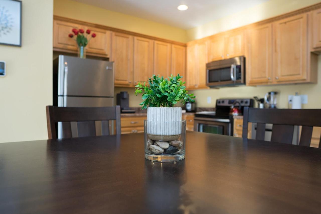 Serene 3Br Apartment 4Tvs Free Wi-Fi & Parking -E- Moss Point Exterior foto