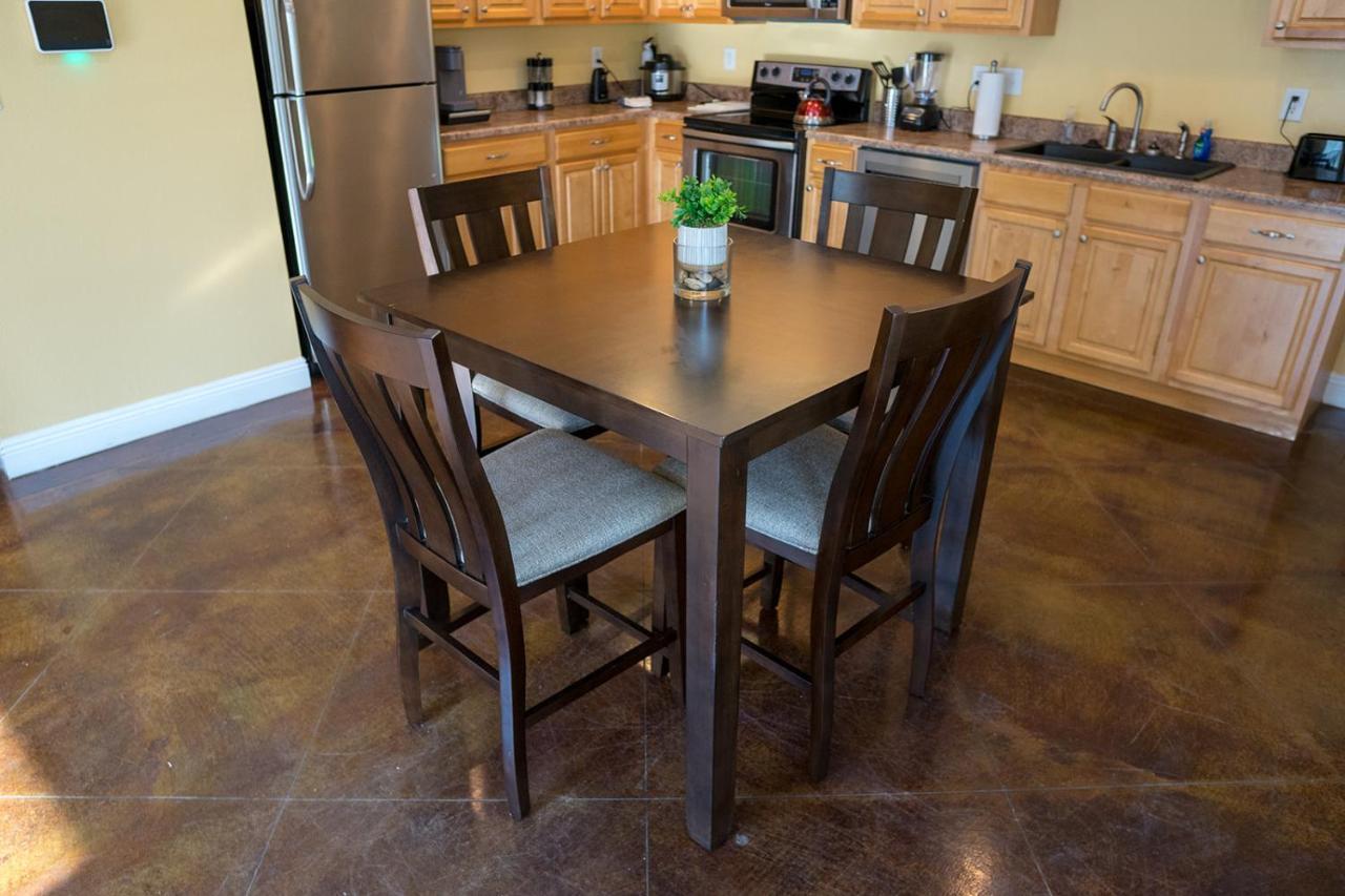 Serene 3Br Apartment 4Tvs Free Wi-Fi & Parking -E- Moss Point Exterior foto