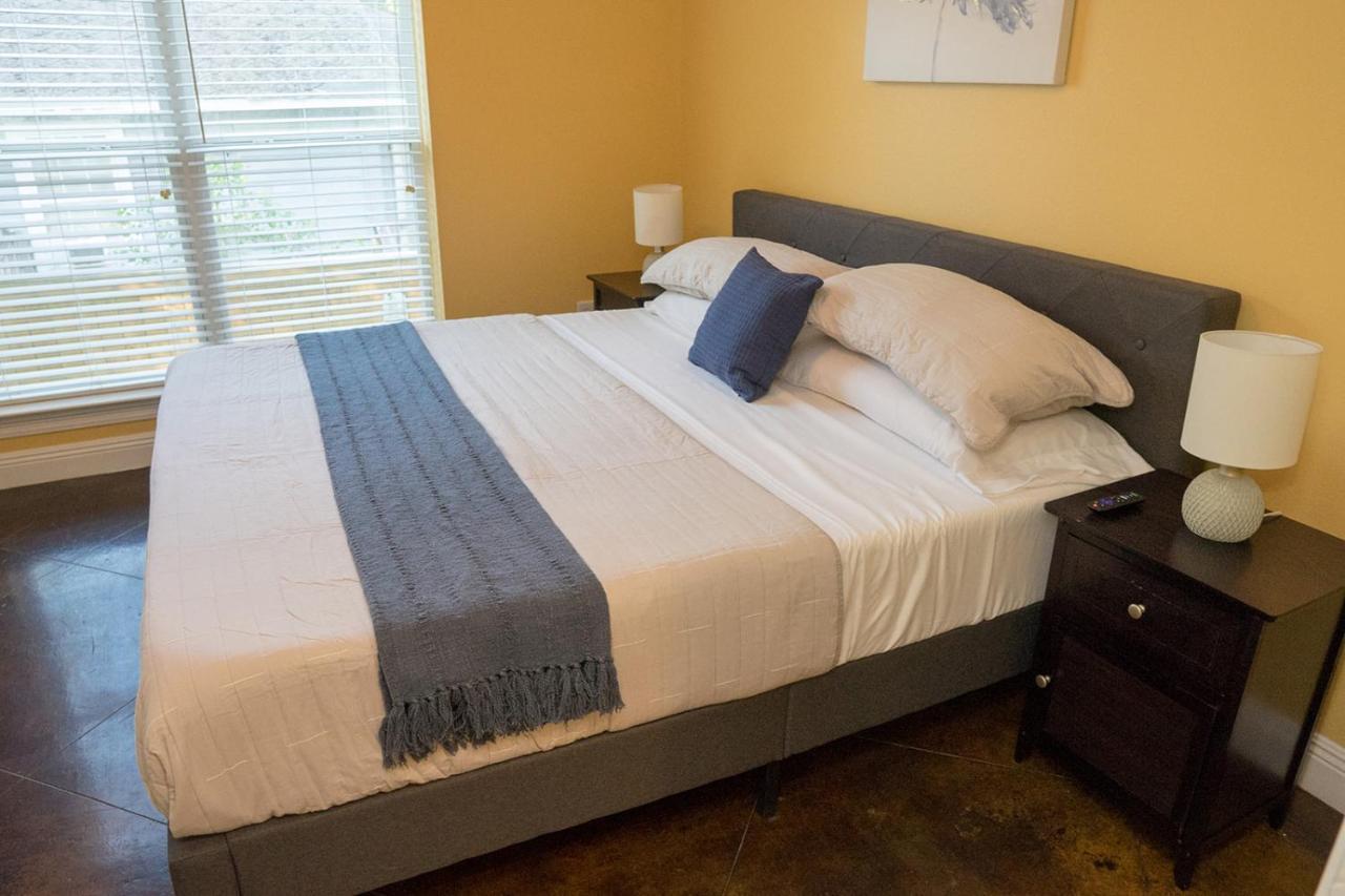 Serene 3Br Apartment 4Tvs Free Wi-Fi & Parking -E- Moss Point Exterior foto