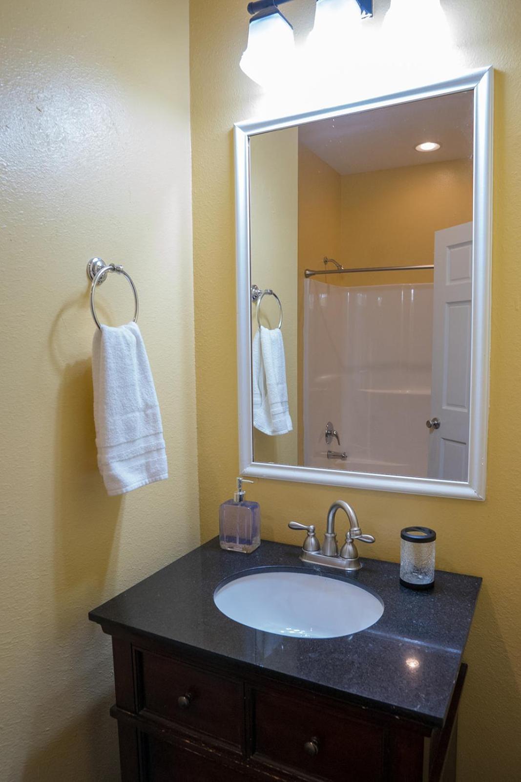 Serene 3Br Apartment 4Tvs Free Wi-Fi & Parking -E- Moss Point Exterior foto