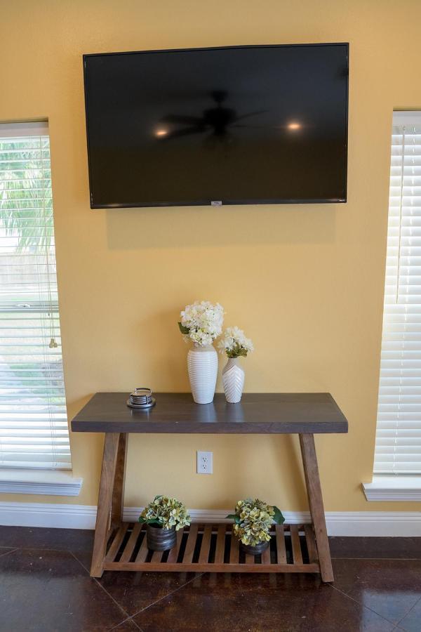 Serene 3Br Apartment 4Tvs Free Wi-Fi & Parking -E- Moss Point Exterior foto